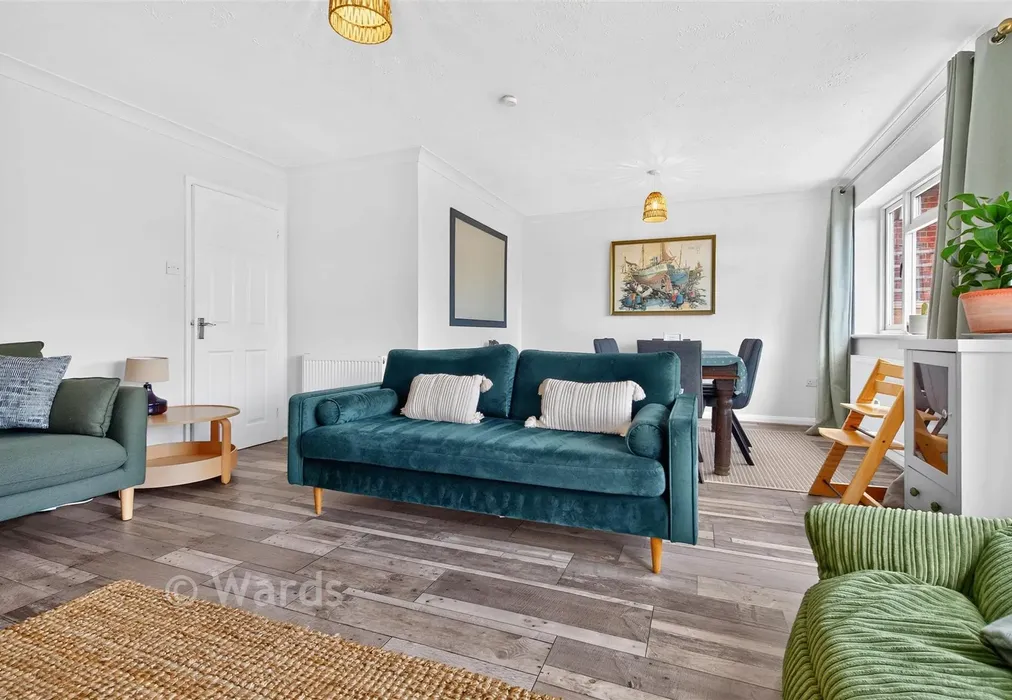 Lounge/Diner - Stanley Road, Whitstable, Kent - Wards of Kent