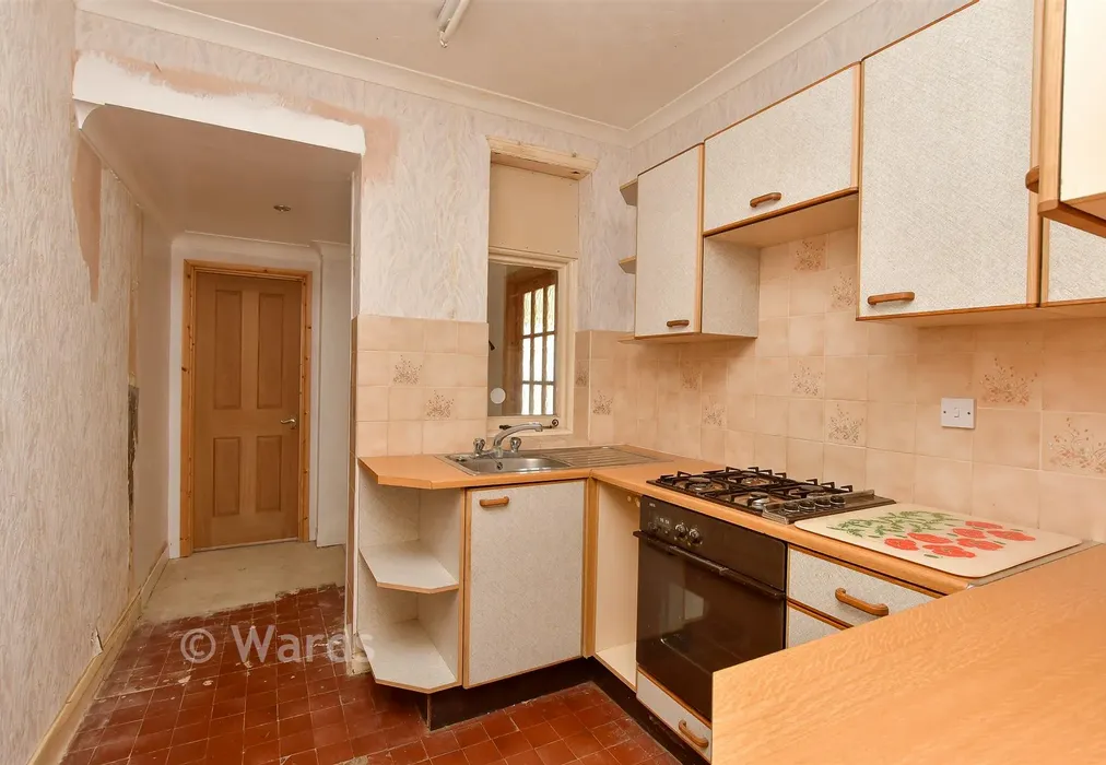 Kitchen - Osprey Avenue, Gillingham, Kent - Wards of Kent