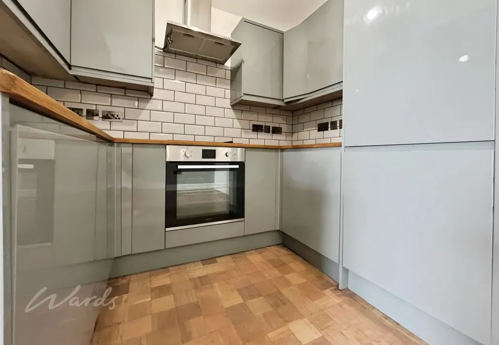 kitchen - Nevill Lodge Ferndale Close TN2 - Wards of Kent