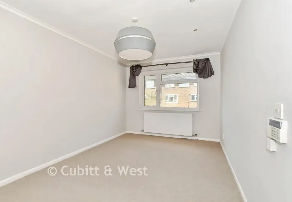 93592230-9 - Chapel Street Chichester PO19 - Wards of Kent
