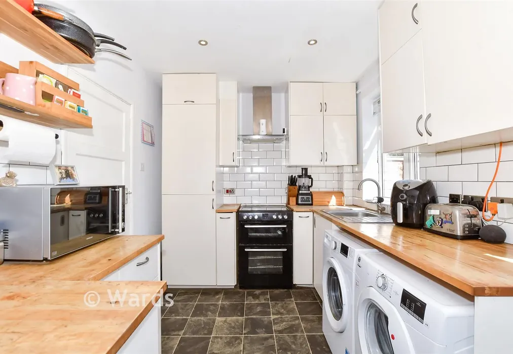 Kitchen/Diner - Beaufighter Road, West Malling, Kent - Wards of Kent