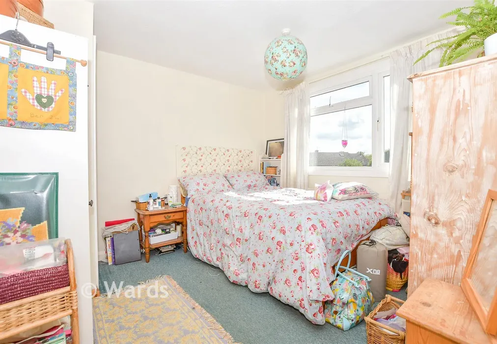 Bedroom 2 - Newton Avenue, Tonbridge, Kent - Wards of Kent
