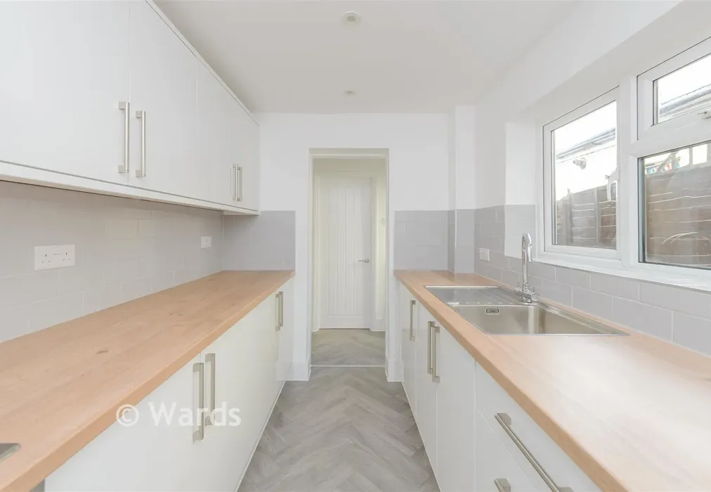 Kitchen - Church Street, Cliffe, Kent - Wards of Kent