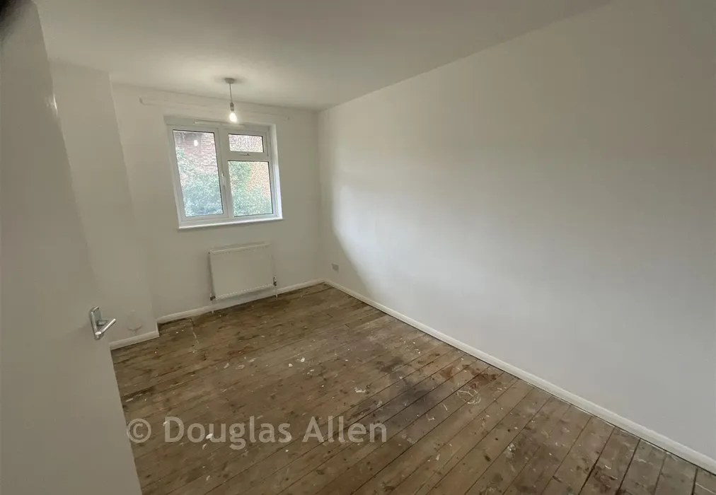 Bedroom 2 - Victor Walk, Hornchurch, Essex - Wards of Kent