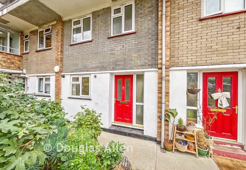 Front - Victor Walk, Hornchurch, Essex - Wards of Kent