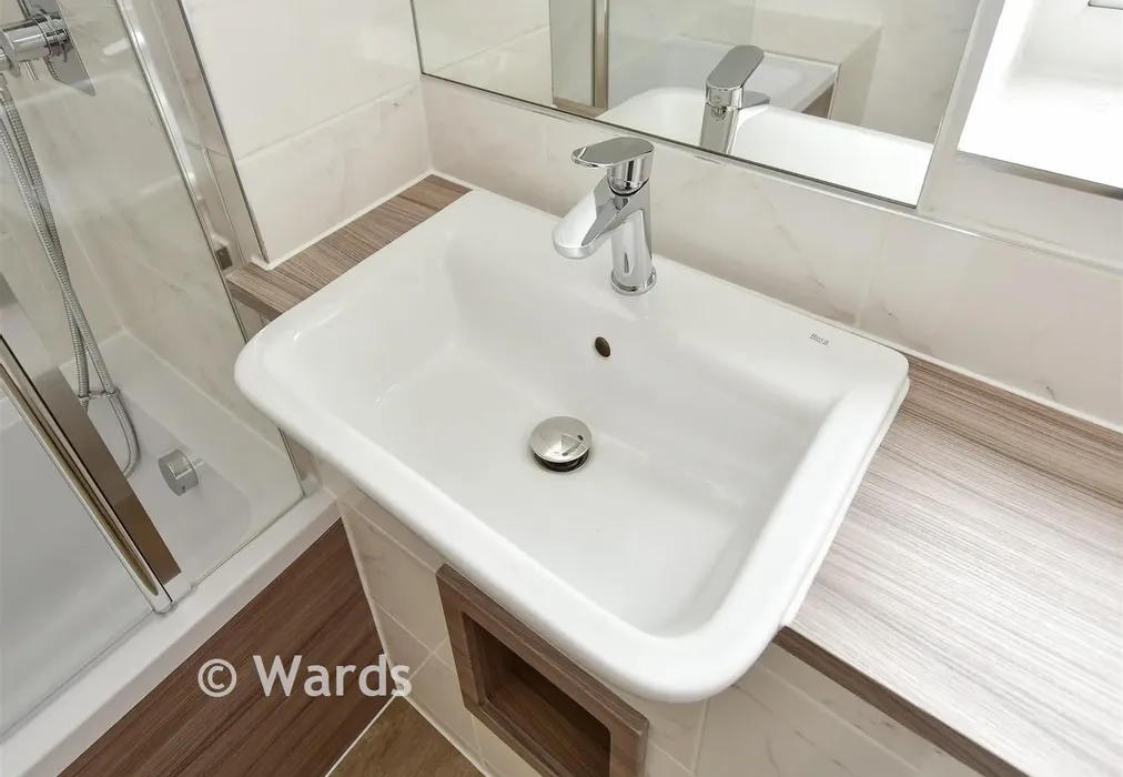Internal Lifestyle - Evers Road, Faversham Lakes, Faversham, Kent - Wards of Kent