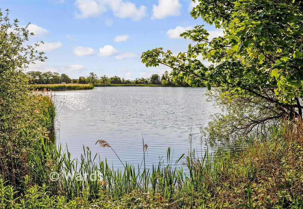 Surrounding Area - Evers Road, Faversham Lakes, Faversham, Kent - Wards of Kent