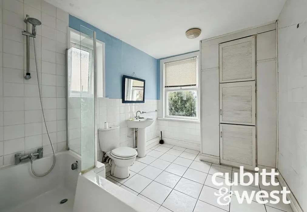  - Wheatstone Road Southsea PO4 - Wards of Kent