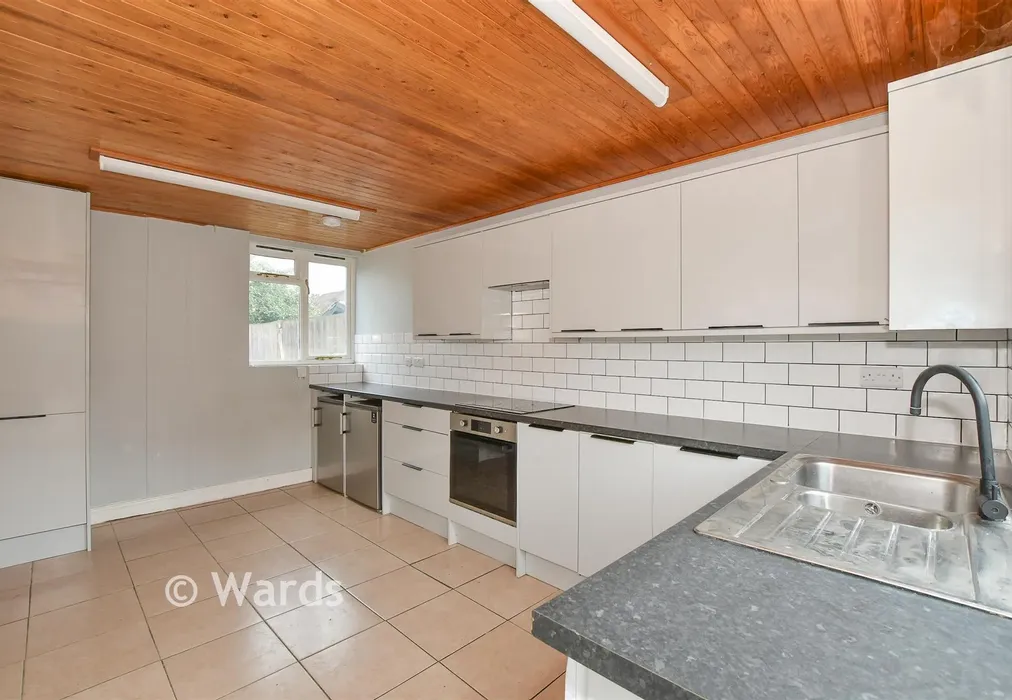 Kitchen/ Diner - Alfred Close, Canterbury, Kent - Wards of Kent
