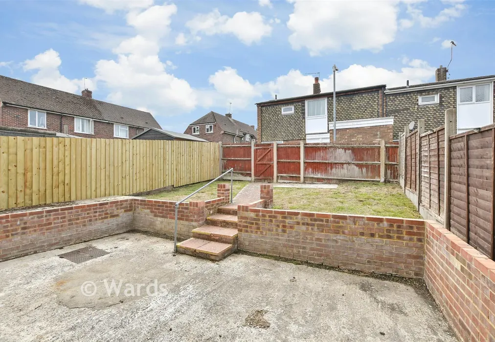 Rear Garden - Alfred Close, Canterbury, Kent - Wards of Kent
