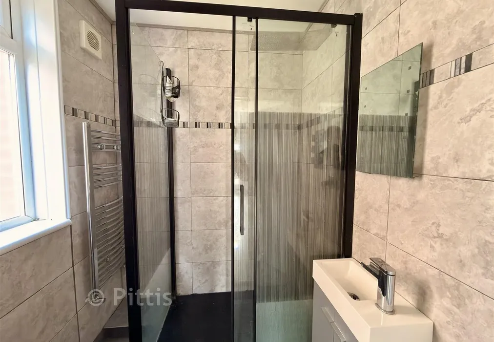 Shower Room - St. Michael's Road, St Helens, Ryde, Isle of Wight - Wards of Kent