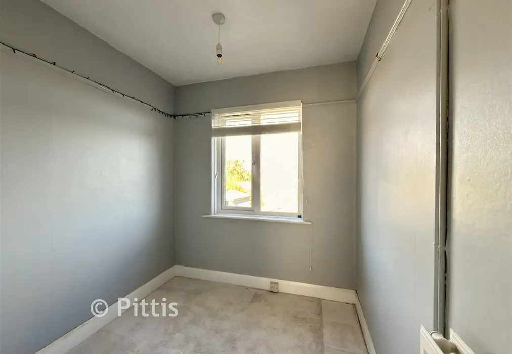 Bedroom 3 - St. Michael's Road, St Helens, Ryde, Isle of Wight - Wards of Kent
