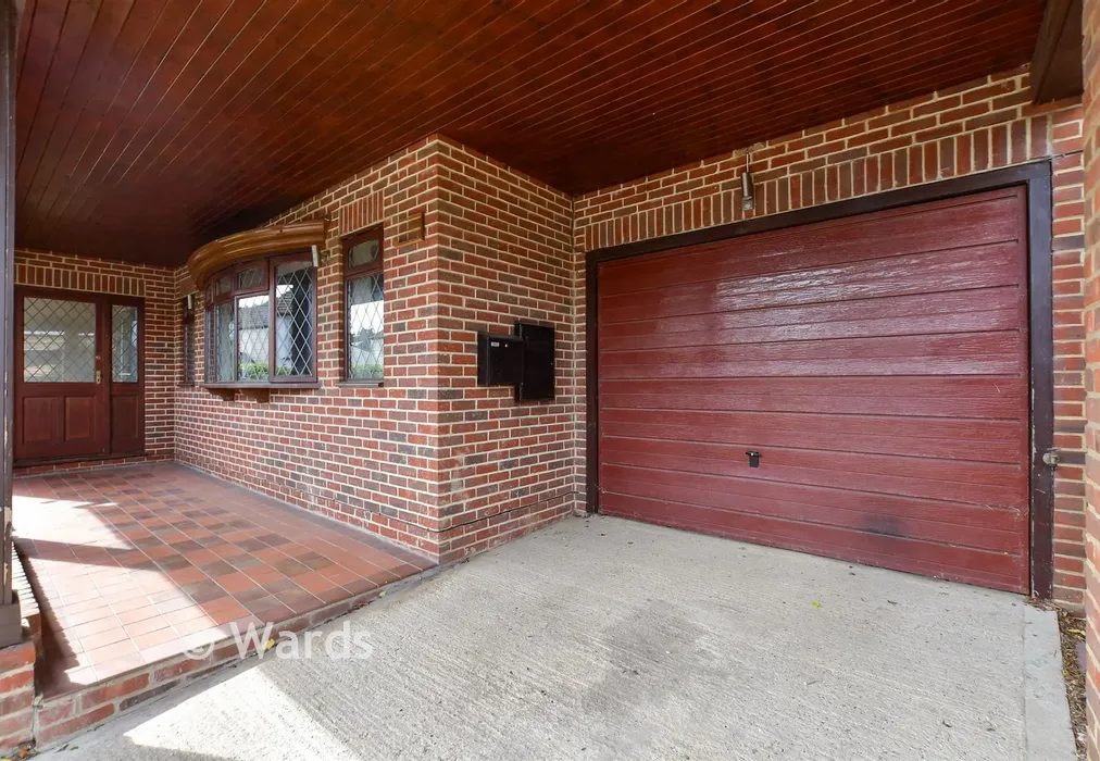 Garage - Station Road, Dover, Kent - Wards of Kent