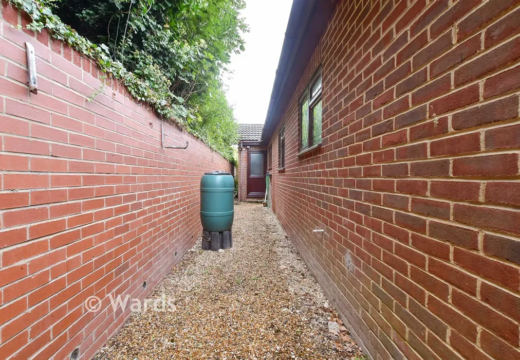 Rear Garden - Station Road, Dover, Kent - Wards of Kent