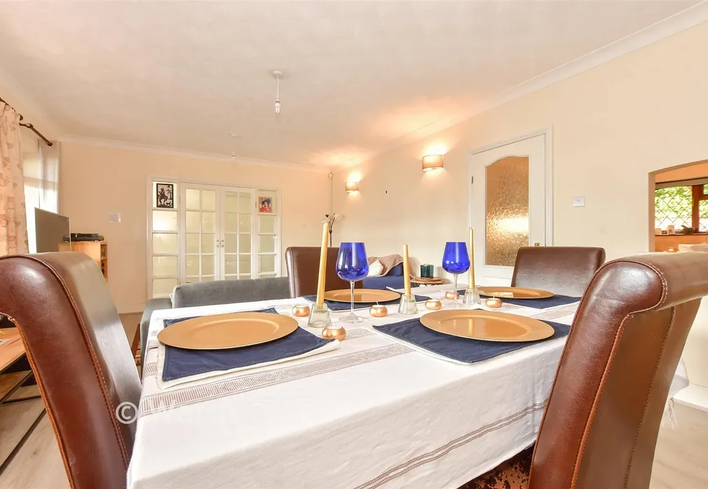 Internal Lifestyle Photograph - Station Road, Dover, Kent - Wards of Kent