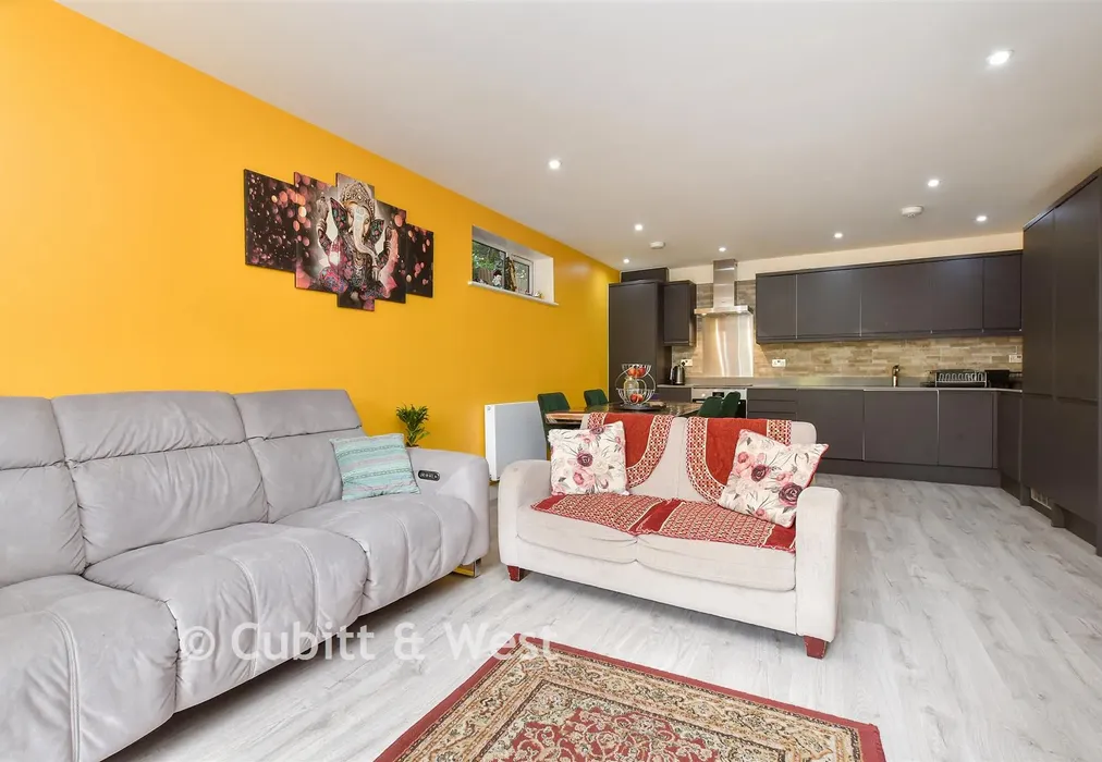 Kitchen / Lounge / Diner - Grange Road, Sutton, Surrey - Wards of Kent