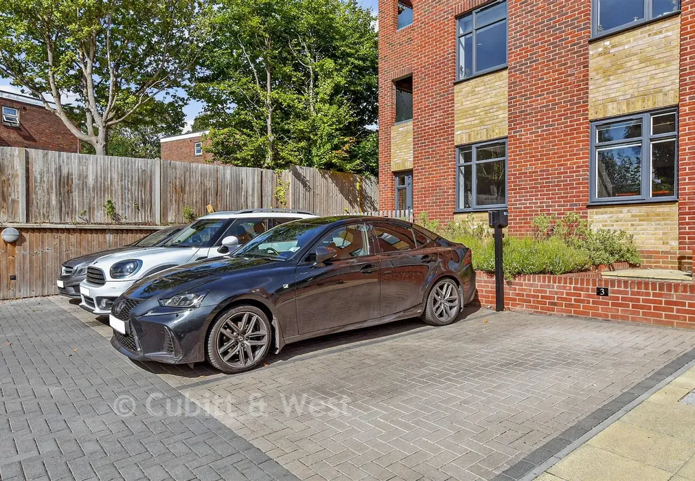 Driveway/Parking - Grange Road, Sutton, Surrey - Wards of Kent