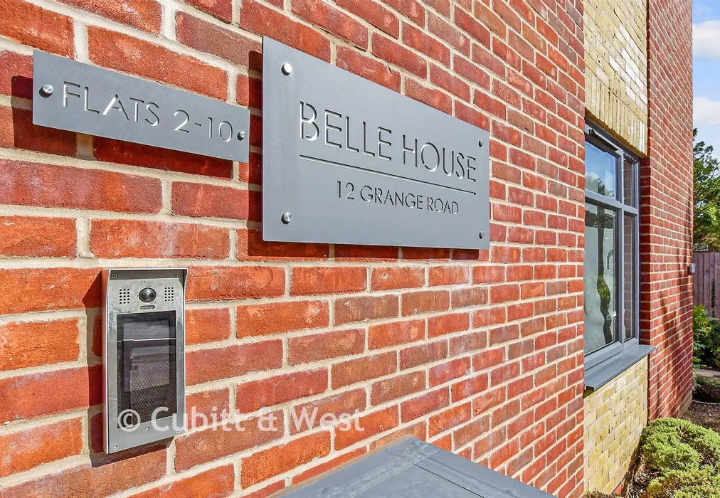 External Lifestyle Photograph - Grange Road, Sutton, Surrey - Wards of Kent