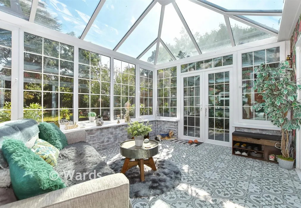 Conservatory - Park Avenue, Broadstairs, Kent - Wards of Kent
