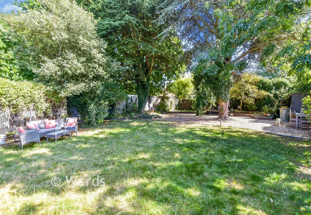 Rear Garden - Park Avenue, Broadstairs, Kent - Wards of Kent