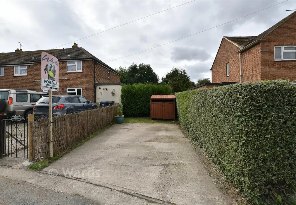 Driveway/Parking - Staple Road, Wingham, Canterbury, Kent - Wards of Kent