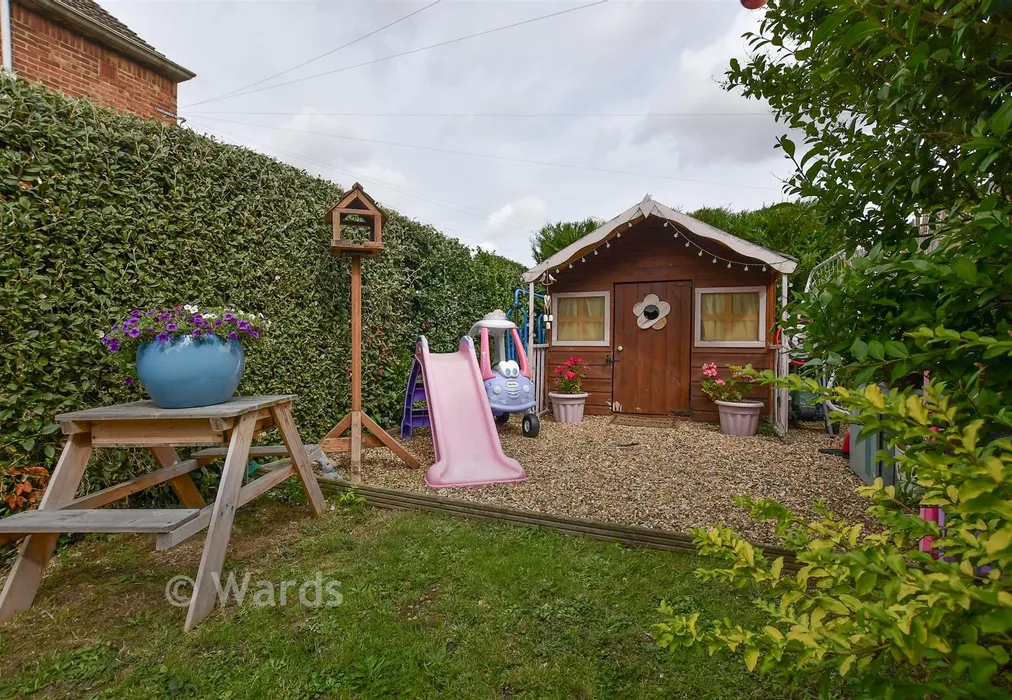 Rear Garden - Staple Road, Wingham, Canterbury, Kent - Wards of Kent