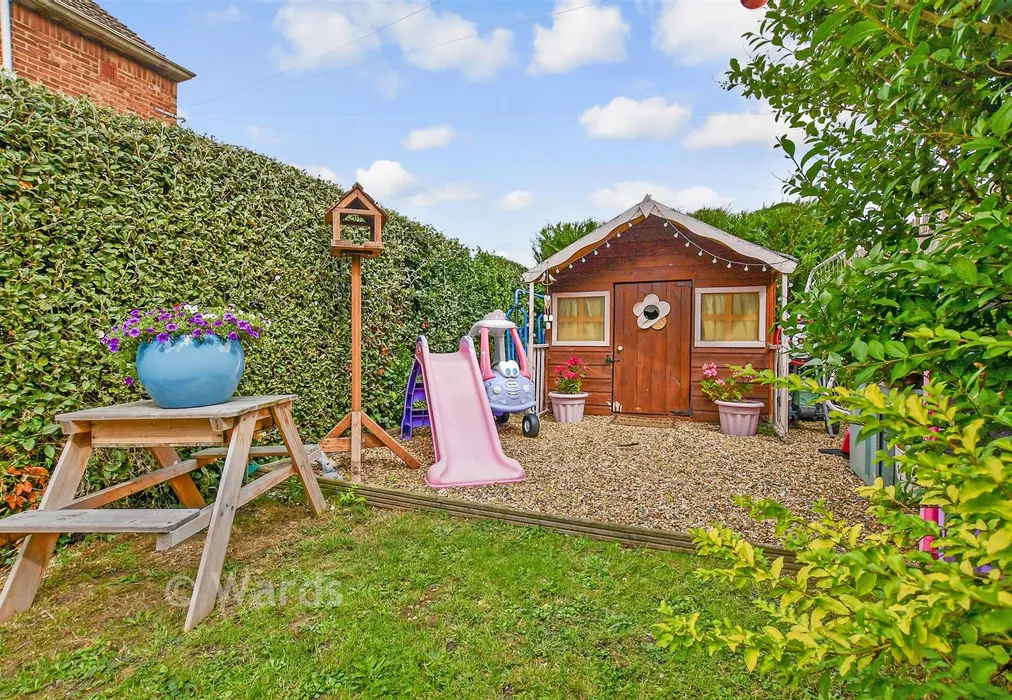 Rear Garden - Staple Road, Wingham, Canterbury, Kent - Wards of Kent