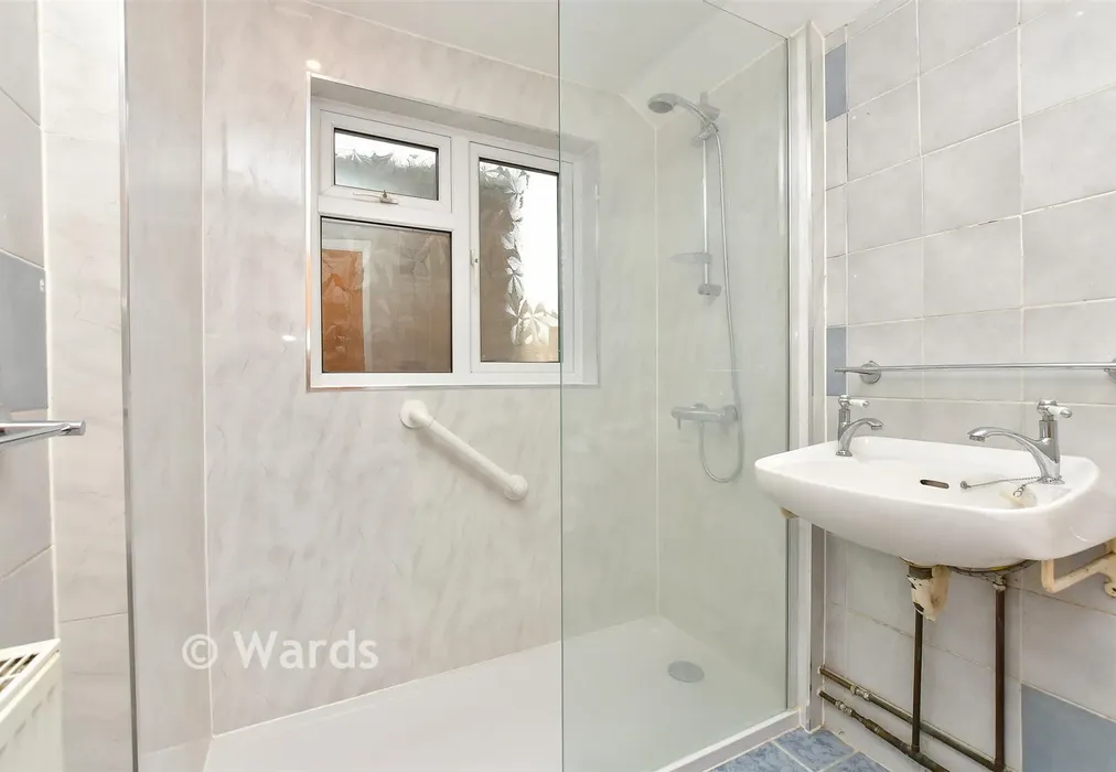 Shower Room - Shortlands Road, Sittingbourne, Kent - Wards of Kent