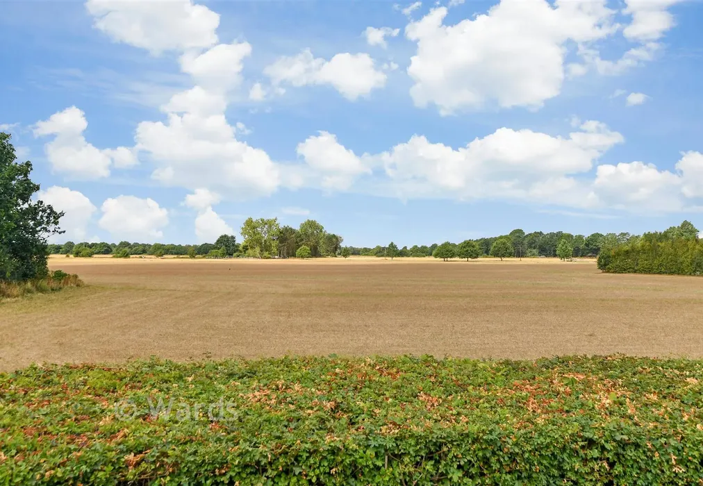 External Lifestyle Photograph - Bramley Court, Marden, Kent - Wards of Kent