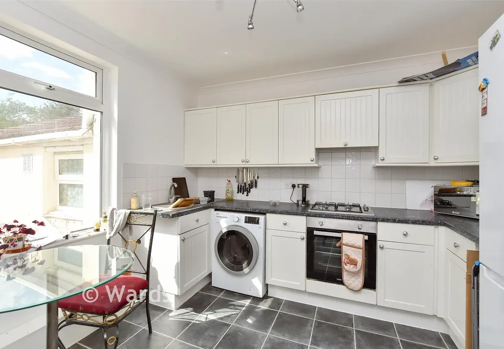 Kitchen/Diner - Alexandra Road, Chatham, Kent - Wards of Kent