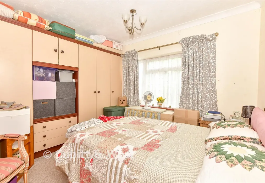 Bedroom 1 - Brooklands Road, Havant, Hampshire - Wards of Kent