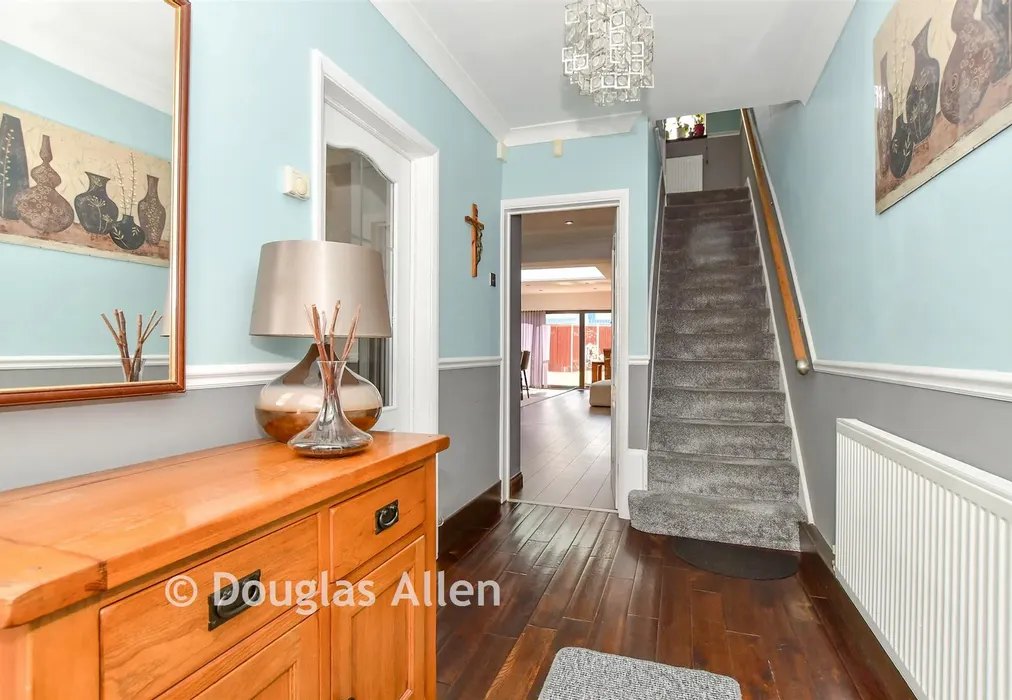 Hallway - Cricklade Avenue, Romford, Essex - Wards of Kent