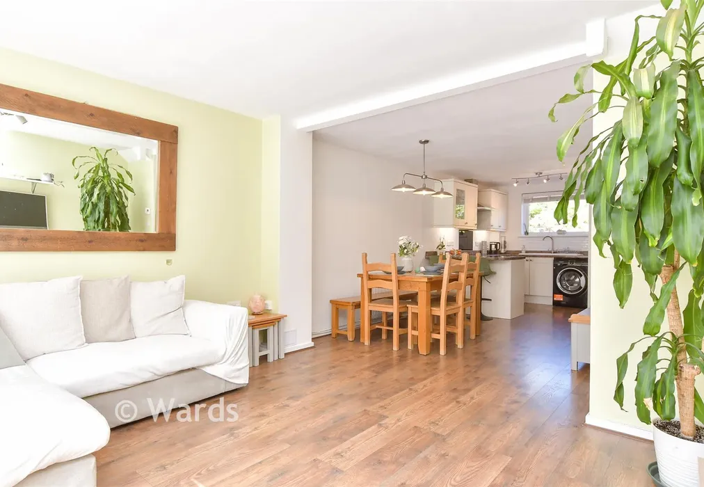Lounge/Diner - Bazes Shaw, New Ash Green, Longfield, Kent - Wards of Kent