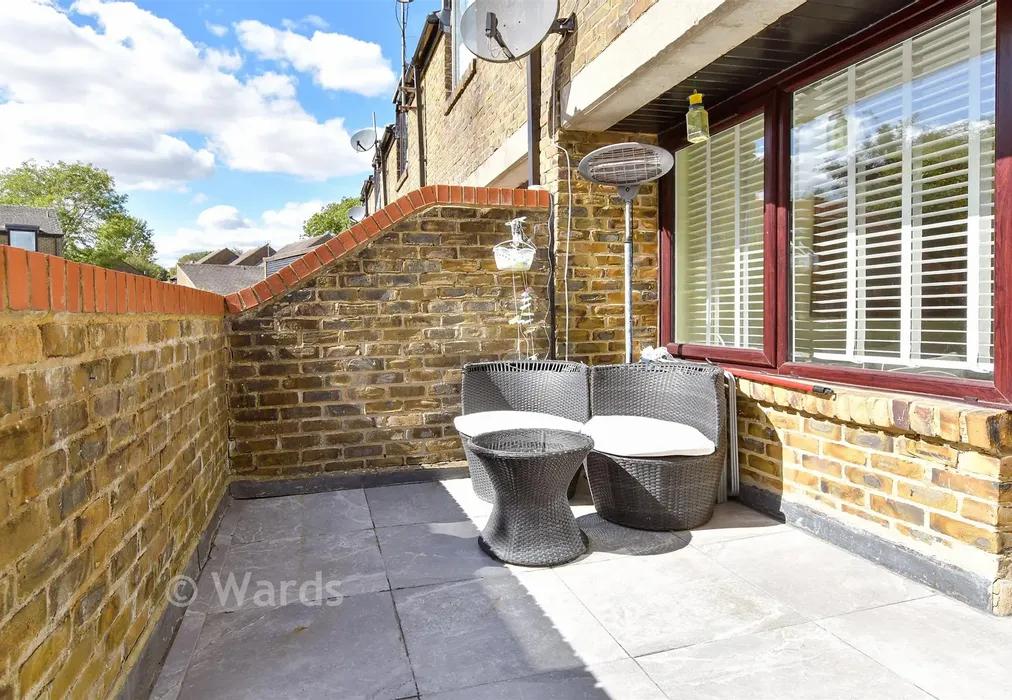 Terrace - Bazes Shaw, New Ash Green, Longfield, Kent - Wards of Kent