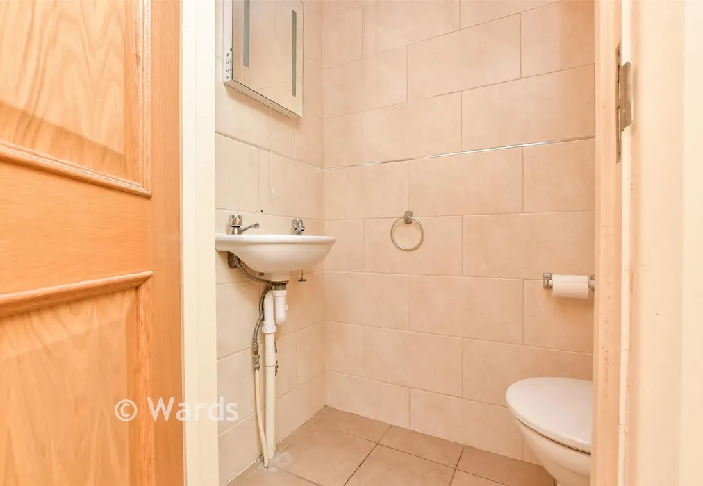 Cloakroom - Priory Courtyard, Ramsgate, Kent - Wards of Kent