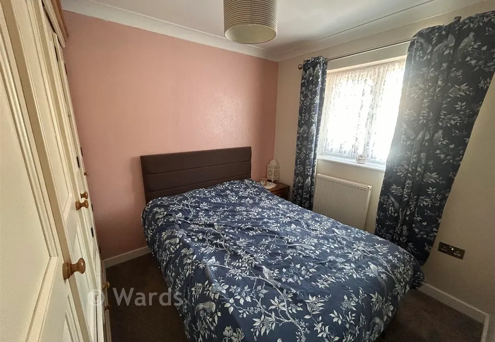 Bedroom 2 - Ragstone Fields, Boughton Monchelsea, Maidstone, Kent - Wards of Kent