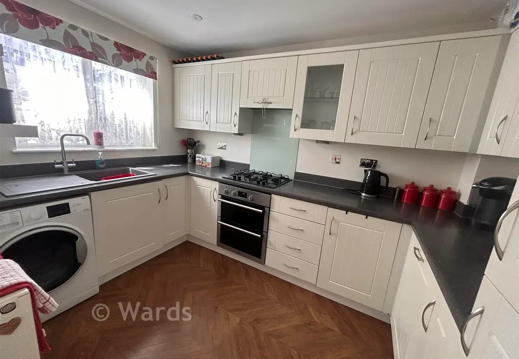 Kitchen - Ragstone Fields, Boughton Monchelsea, Maidstone, Kent - Wards of Kent