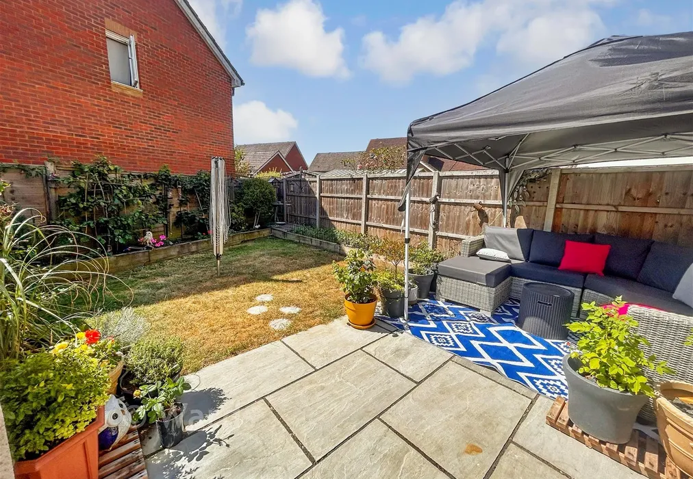 Garden - Ragstone Fields, Boughton Monchelsea, Maidstone, Kent - Wards of Kent