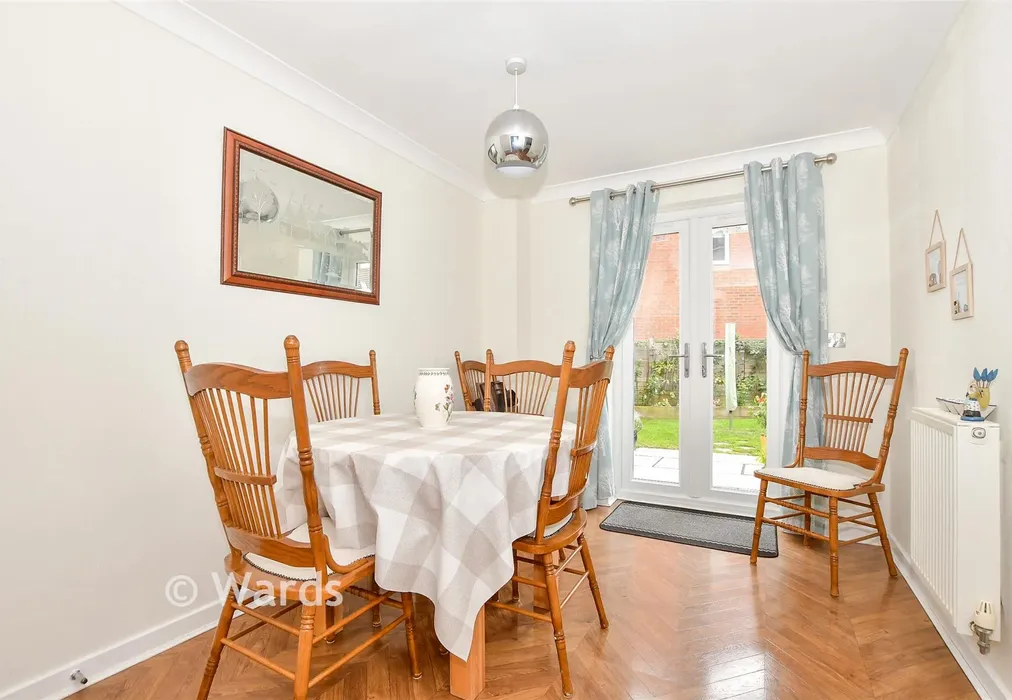 Dining Room - Ragstone Fields, Boughton Monchelsea, Maidstone, Kent - Wards of Kent