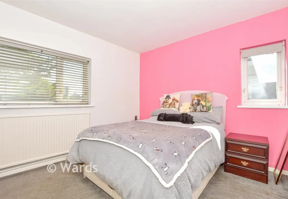 Bedroom 2 - Marsh Way, Larkfield, Aylesford, Kent - Wards of Kent