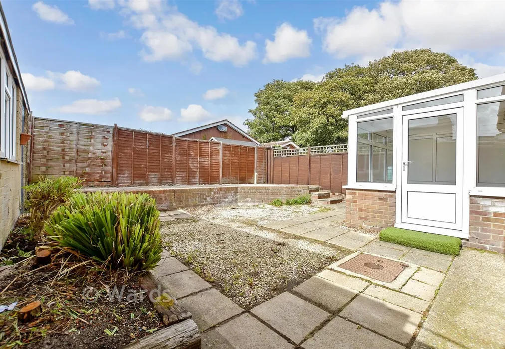 Rear Garden - Glebe Close, St Margarets-At-Cliffe, Dover, Kent - Wards of Kent