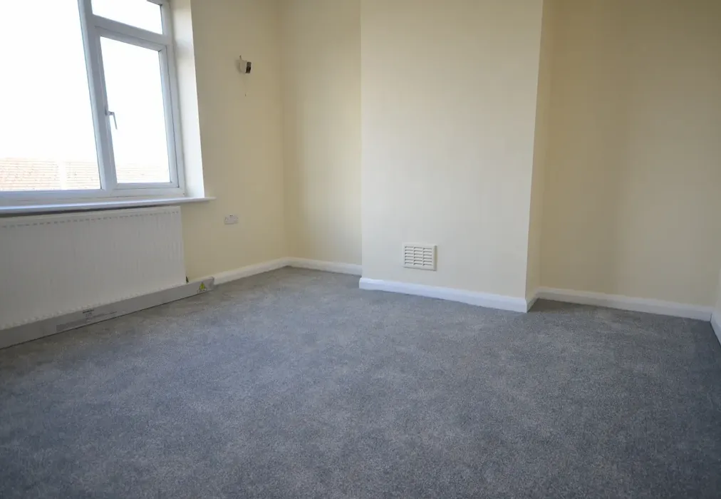 Bedroom 2 - London Road Sittingbourne ME10 - Wards of Kent