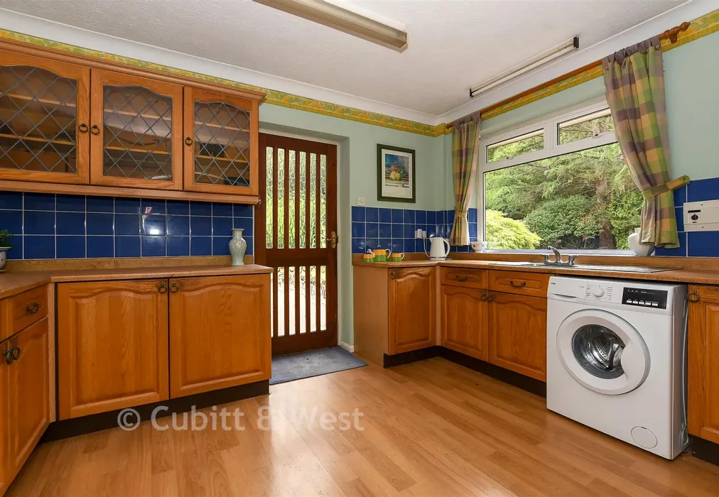 Kitchen - Woodhurst Park, Oxted, Surrey - Wards of Kent