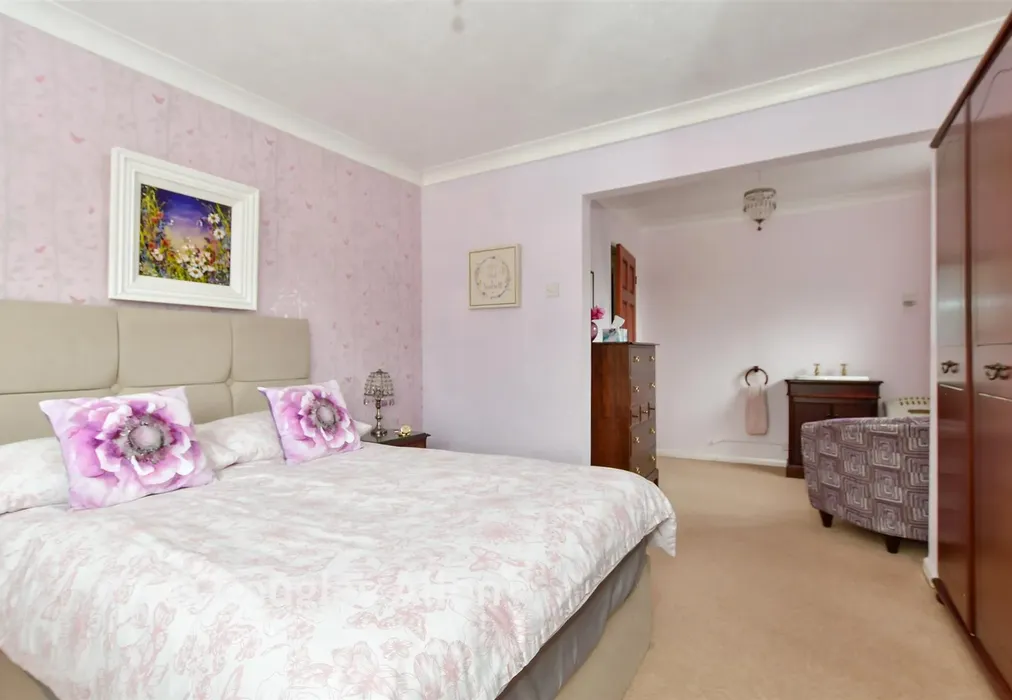 Bedroom 1 - Mill Road, Billericay, Essex - Wards of Kent