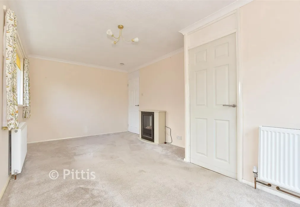 Lounge/ Dining Room - Lincoln Way, Bembridge, Isle of Wight - Wards of Kent