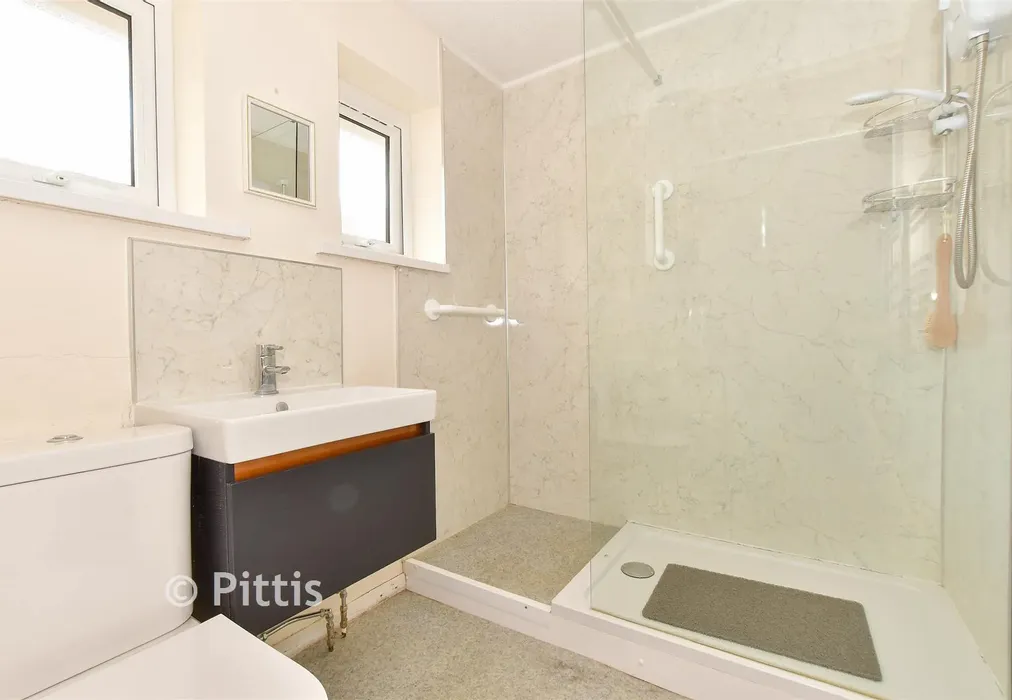 Shower Room - Lincoln Way, Bembridge, Isle of Wight - Wards of Kent