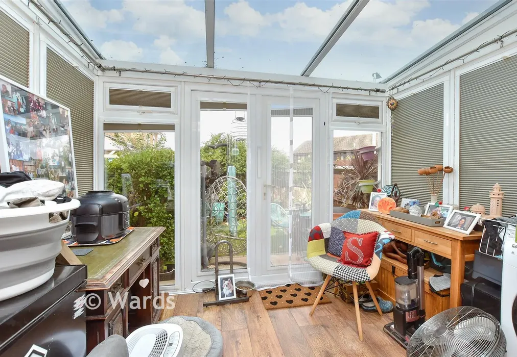 Conservatory - Embassy Close, Gillingham, Kent - Wards of Kent