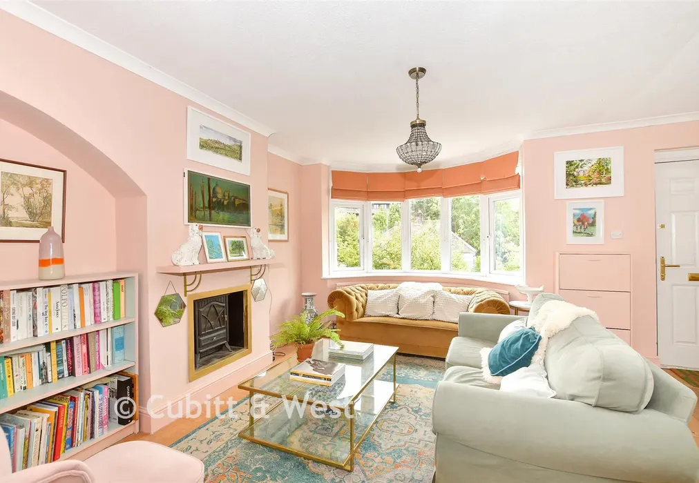 Lounge - Dallaway Gardens, East Grinstead, West Sussex - Wards of Kent