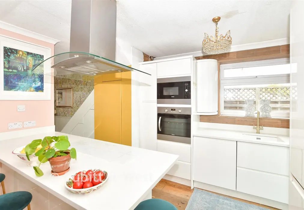 Kitchen/Dining Area - Dallaway Gardens, East Grinstead, West Sussex - Wards of Kent