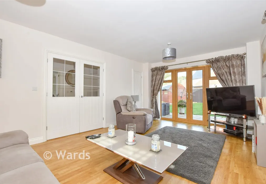 Lounge - Primrose Close, Marden, Tonbridge, Kent - Wards of Kent